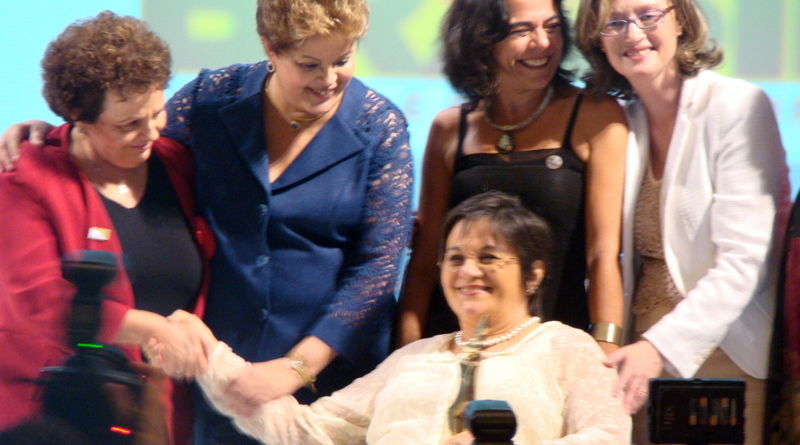 Entrega Prêmio Direitos Humanos 2013 - Lei Maria da Penha