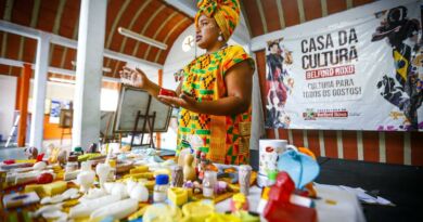 Exposição na Casa da Cultura marca dia da África em Belford Roxo
