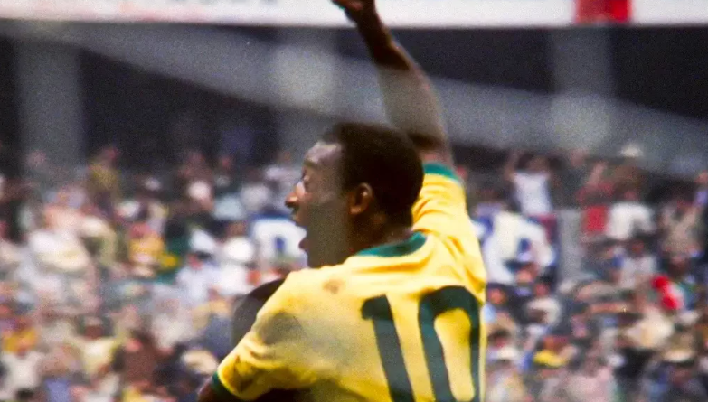 Rei Pelé maior jogador de futebol da história