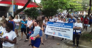 O Dia Mundial da Conscientização do Autismo é celebrado em Nova Iguaçu