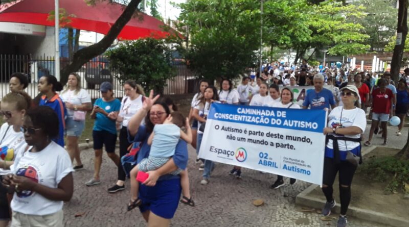 O Dia Mundial da Conscientização do Autismo é celebrado em Nova Iguaçu