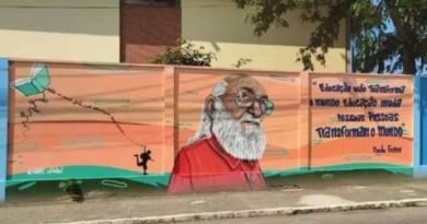 Dia da Lei que declara Paulo Freire o Patrono da Educação brasileira