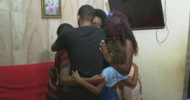 Pai batia no filho que perguntava pela mãe desaparecida - Foto Reprodução TV Globo
